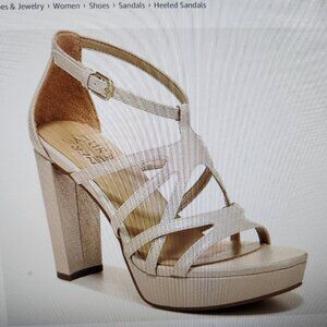 Naturalizer " Neona" Light Gold Leather Platform Sandals. NIB. Size 11